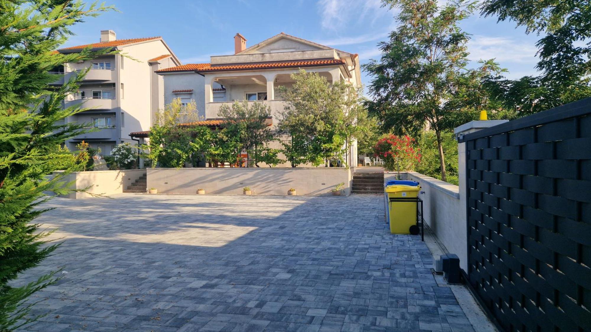 Apartments In Rijeka, Free Parking And Large Terrace, 15Min Drive From The Beach Eksteriør billede